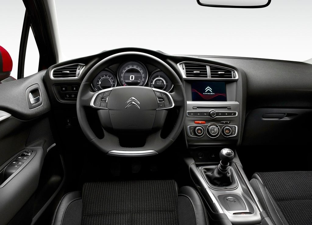 2015 - CITROËN C4, foto 47