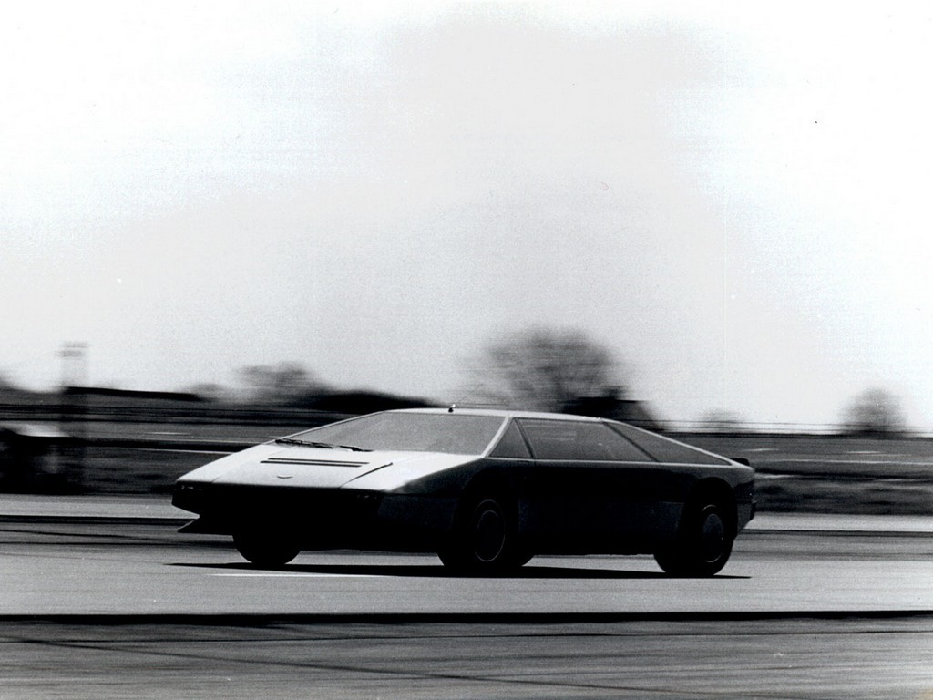 1977 - ASTON MARTIN BULLDOG CONCEPT, foto 4