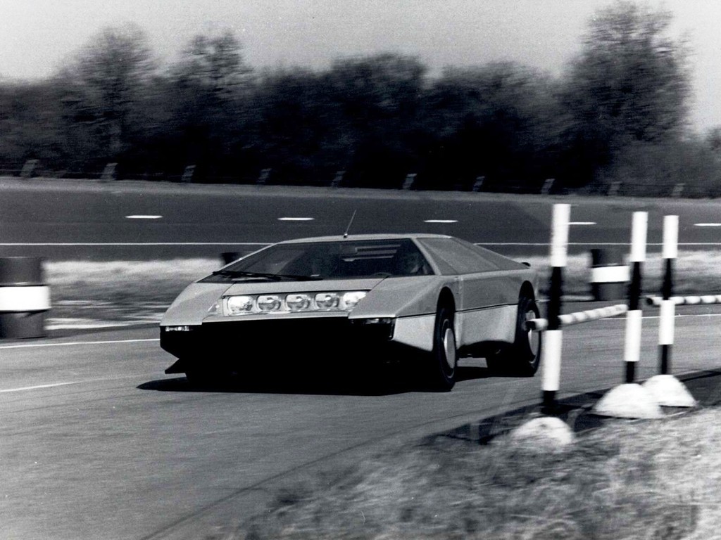1977 - ASTON MARTIN BULLDOG CONCEPT, foto 8