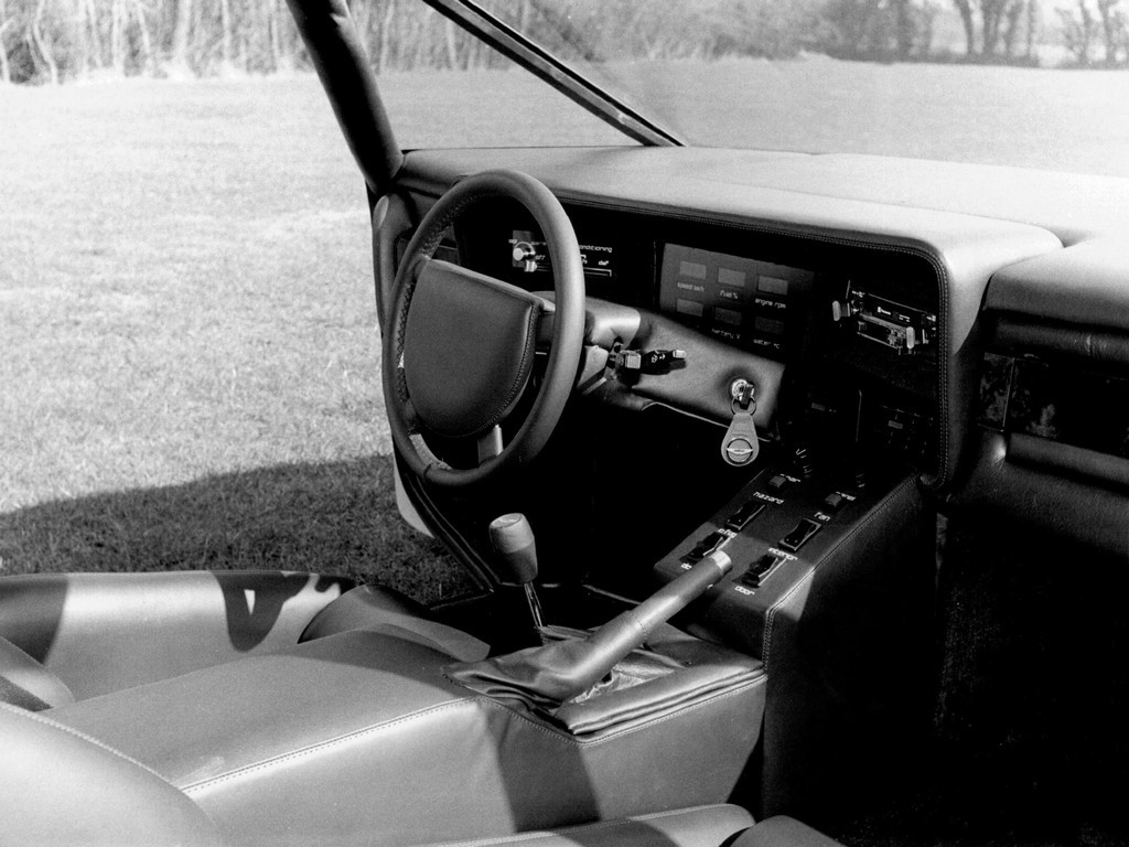 1977 - ASTON MARTIN BULLDOG CONCEPT, foto 10