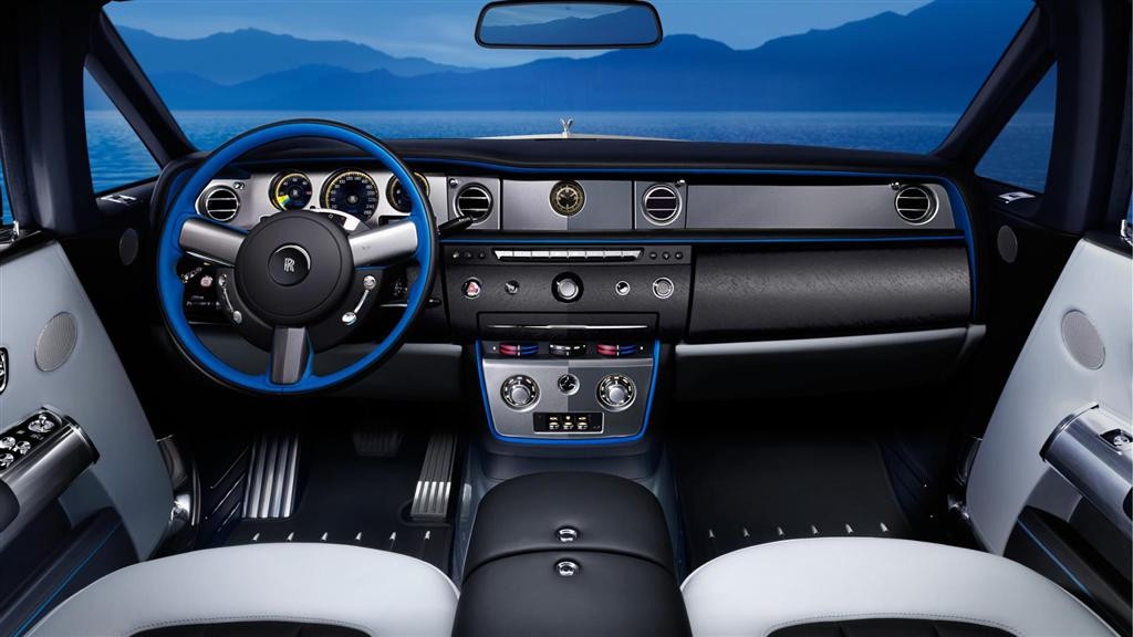 ROLLS-ROYCE PHANTOM DROPHEAD COUPE WATERSPEED COLLECTION, foto 3