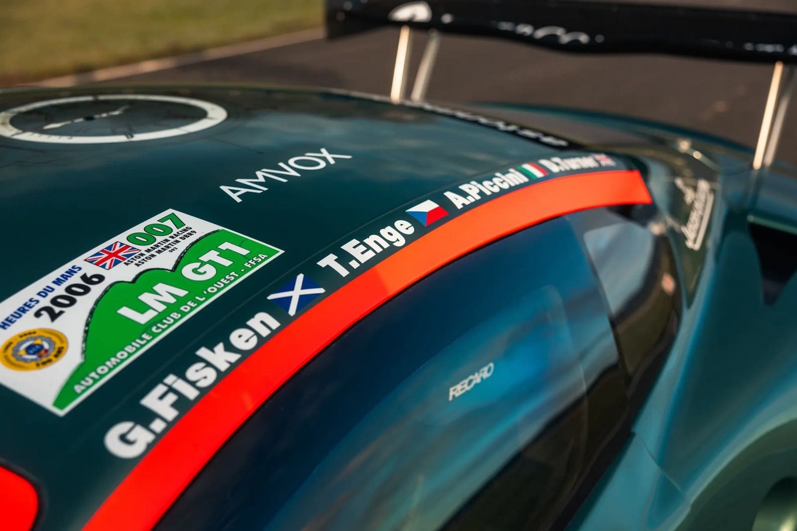 ASTON MARTIN DBR9, foto 14