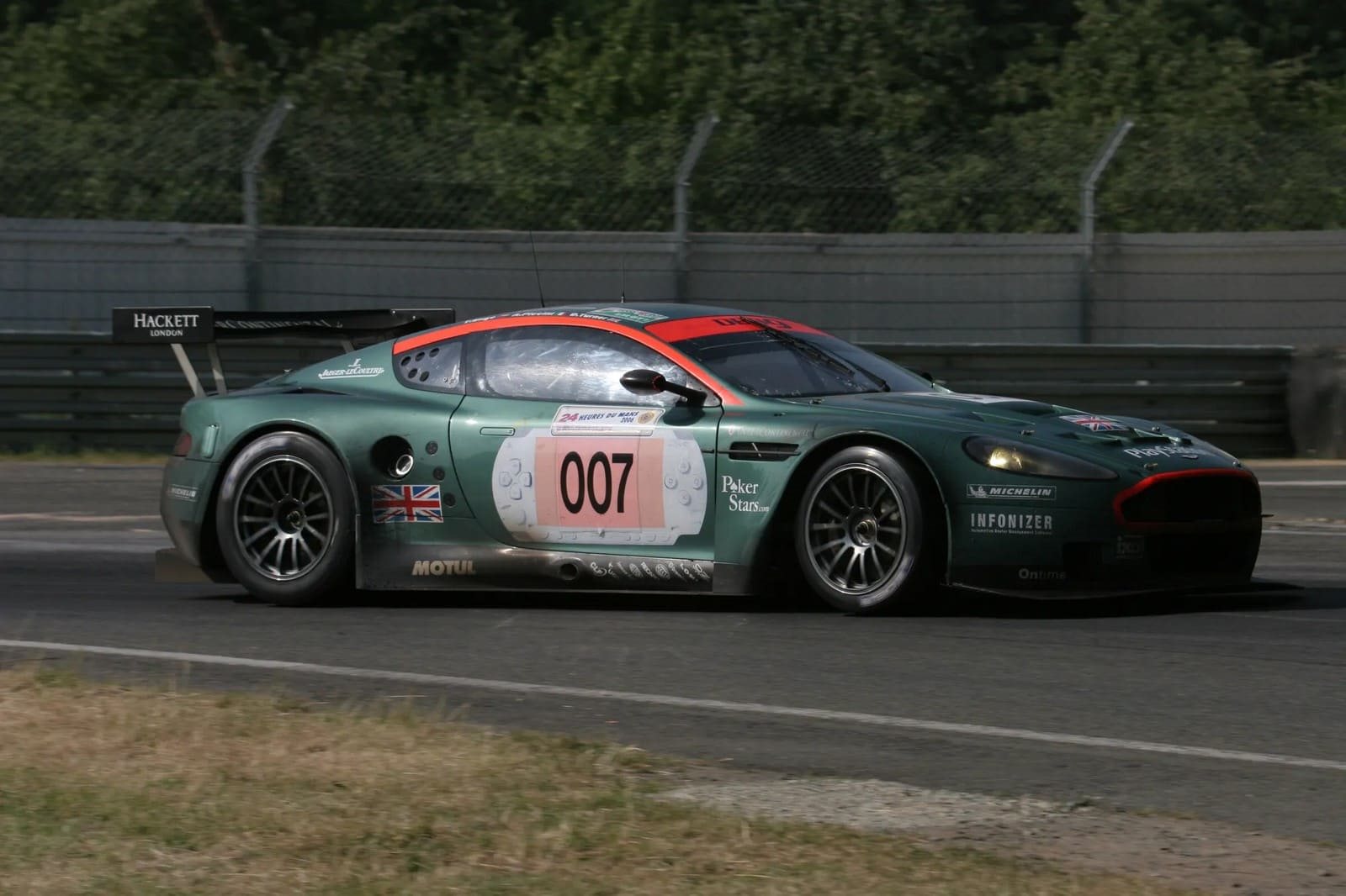 ASTON MARTIN DBR9, foto 18