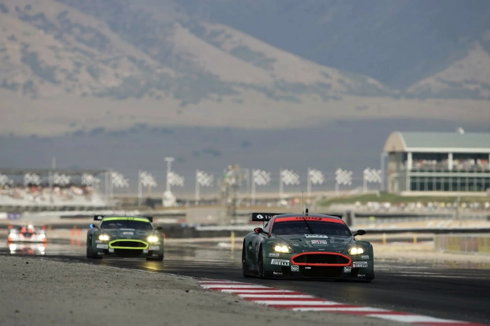 ASTON MARTIN DBR9, foto 21