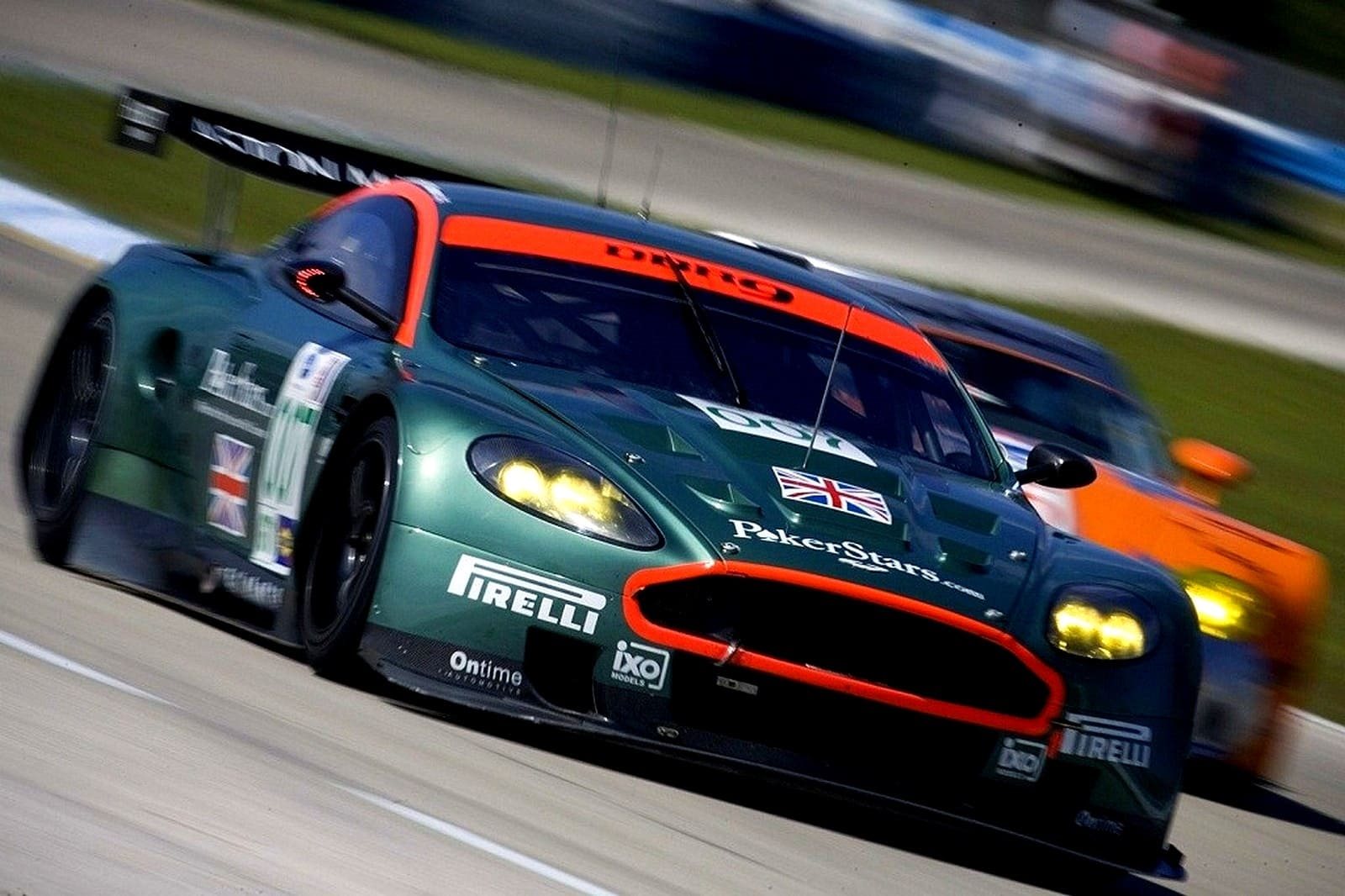 ASTON MARTIN DBR9, foto 32
