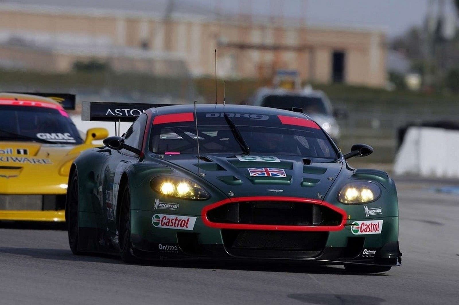 ASTON MARTIN DBR9, foto 34