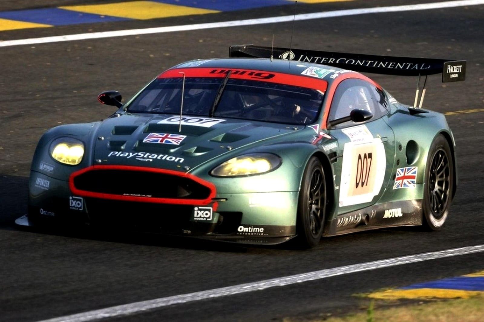 ASTON MARTIN DBR9, foto 40