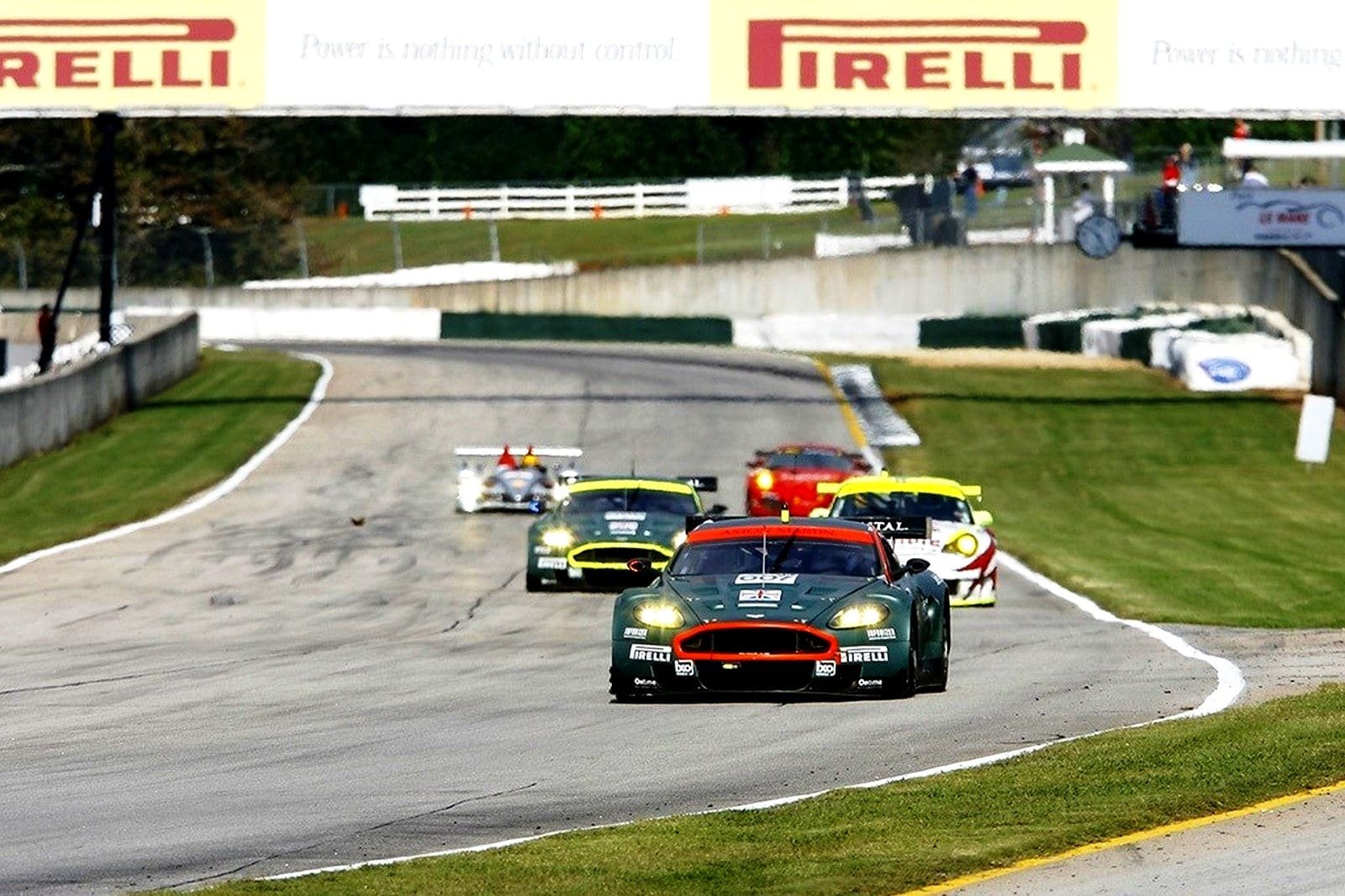 ASTON MARTIN DBR9, foto 44