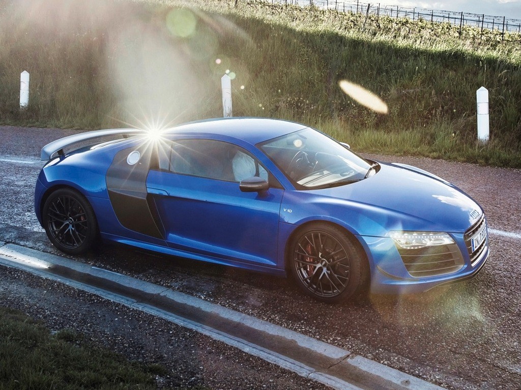 2015 - AUDI R8 LMX, foto 26