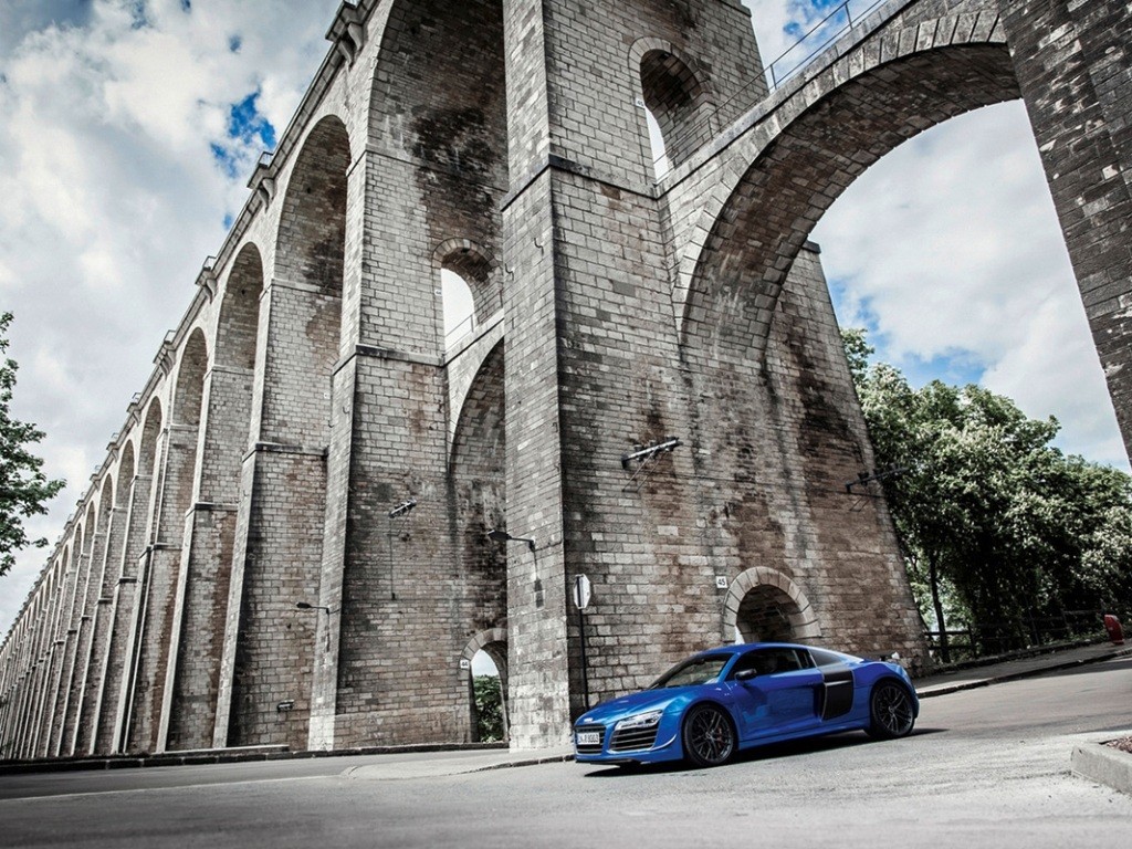 2015 - AUDI R8 LMX, foto 28