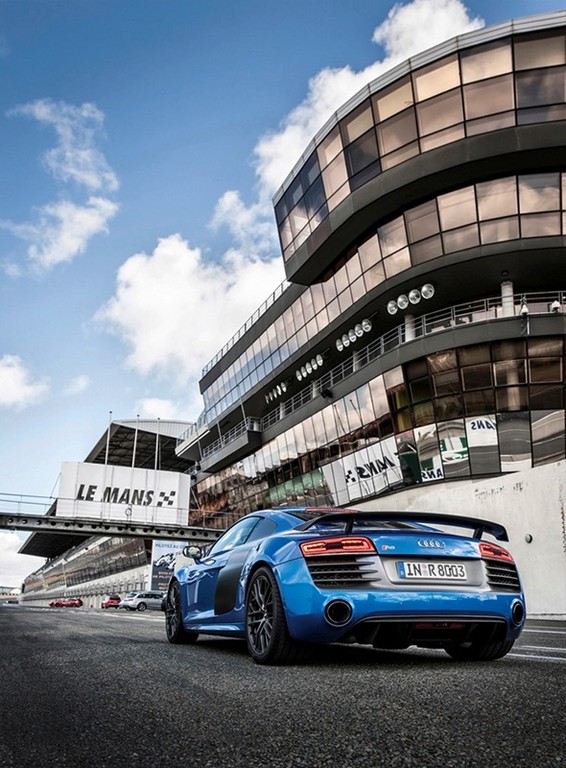 2015 - AUDI R8 LMX, foto 43