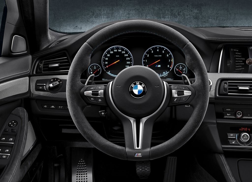 BMW M5 SEDAN 30 YEARS EDITION, foto 5