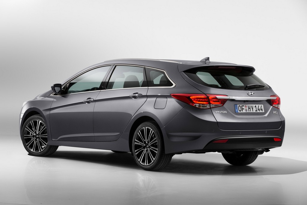 2015 - HYUNDAI i40, foto 2