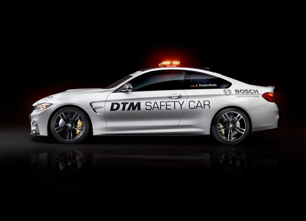 BMW M4 COUPE DTM SAFETY CAR, foto 2