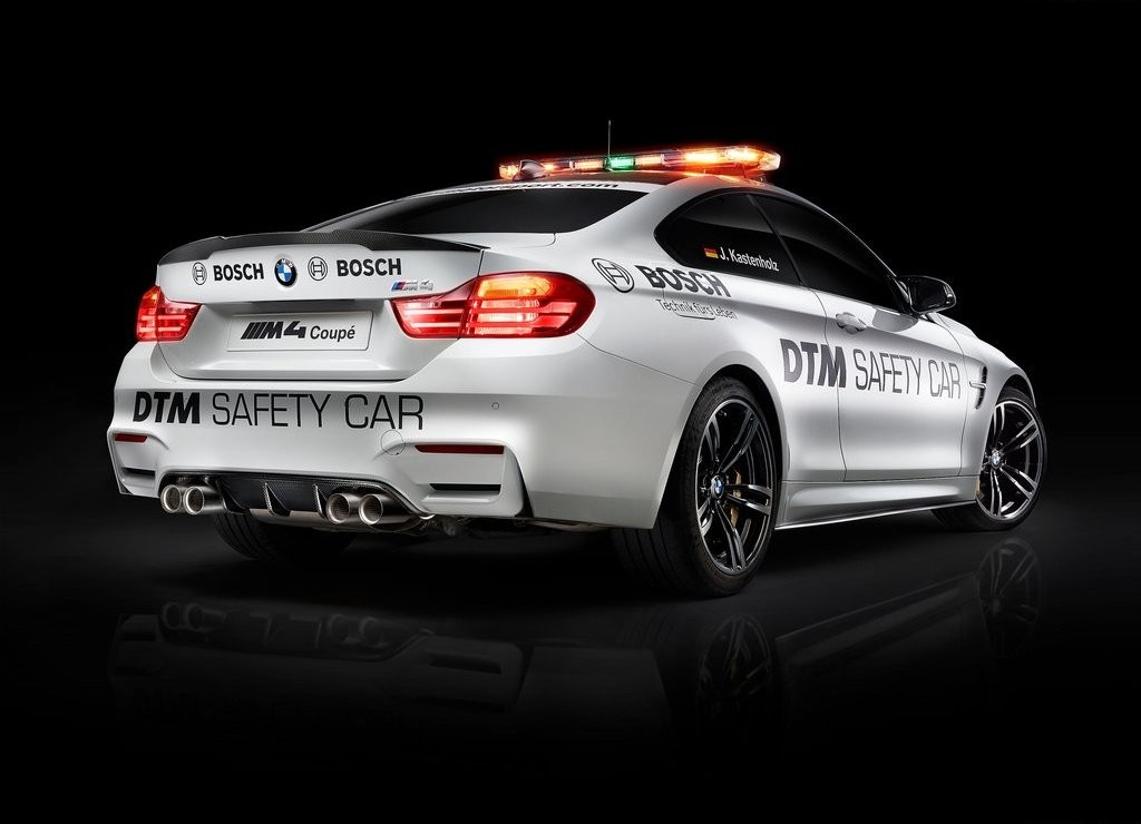 BMW M4 COUPE DTM SAFETY CAR, foto 3