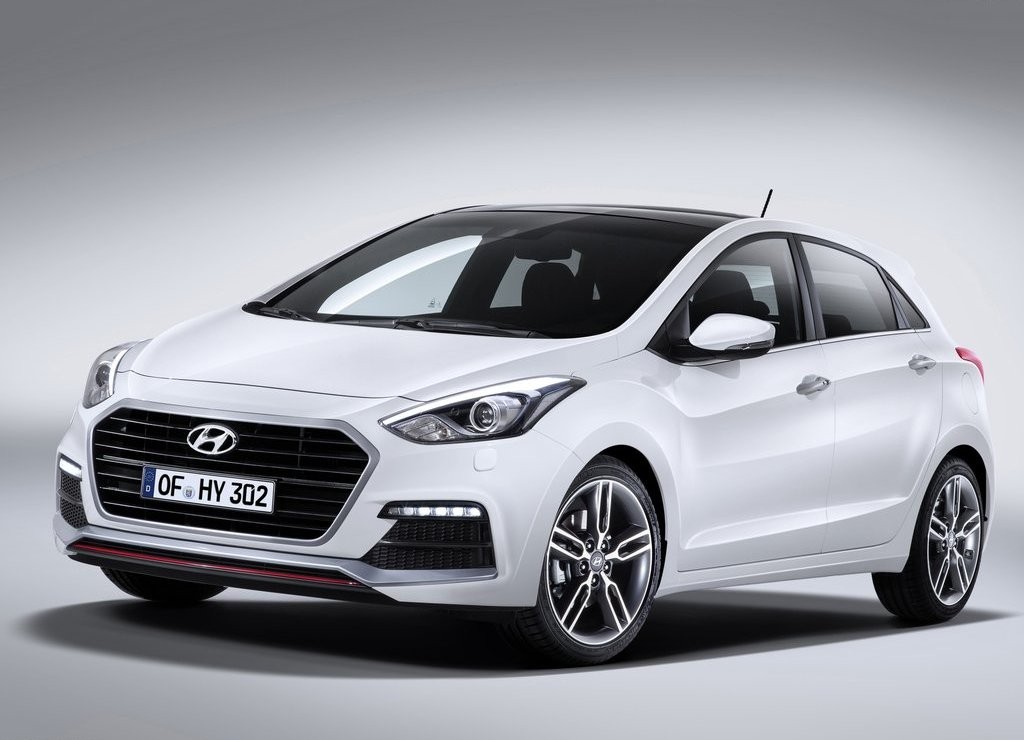 2015 - HYUNDAI i30 TURBO, foto 2