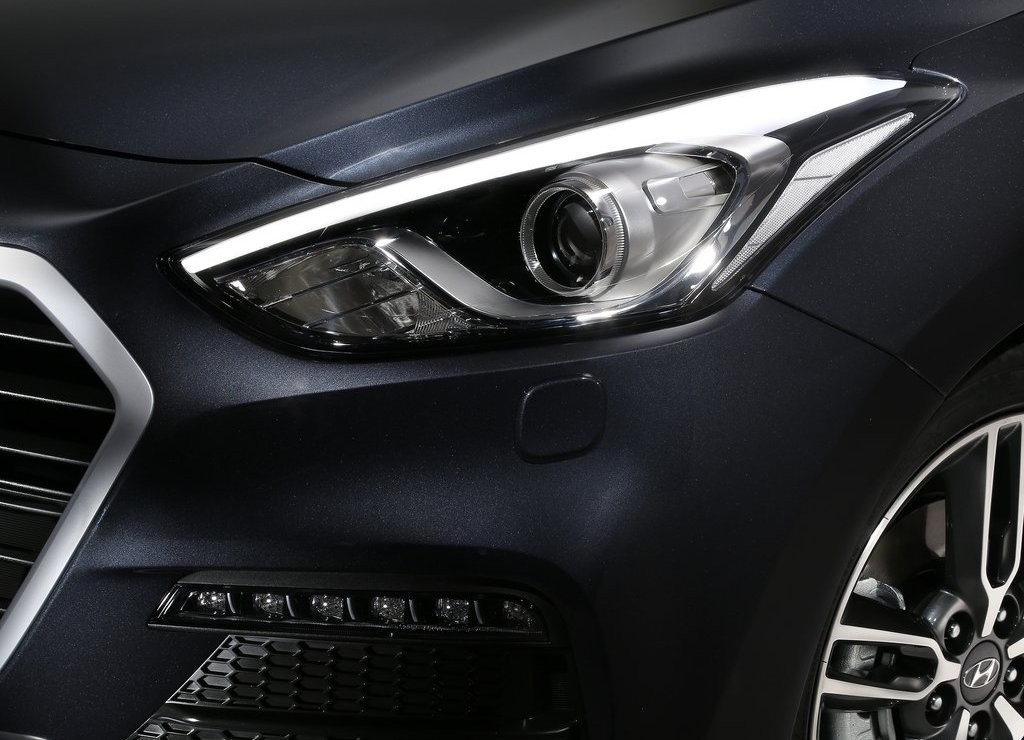 2015 - HYUNDAI i30 TURBO, foto 22
