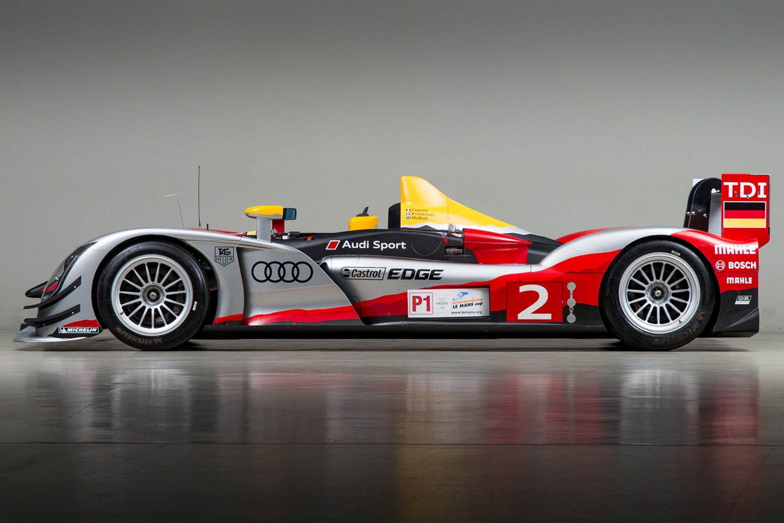 2009 - AUDI R15 TDI, foto 3