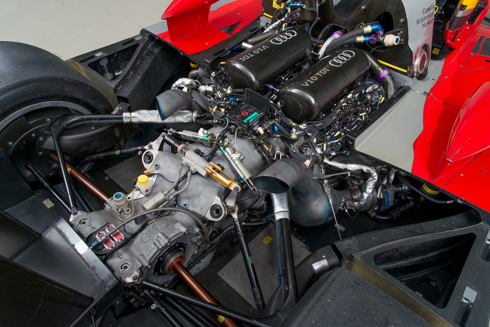 2009 - AUDI R15 TDI, foto 28