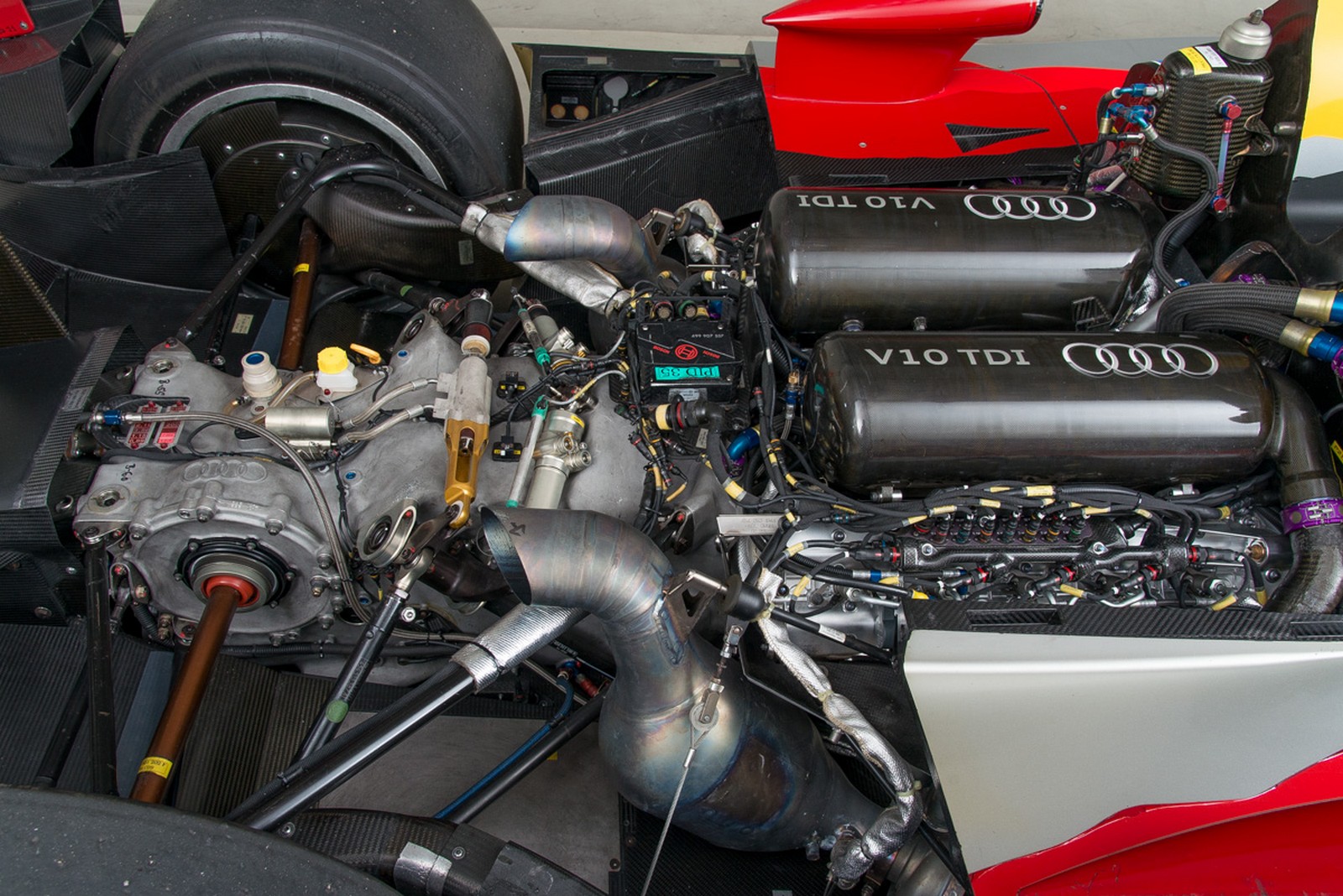2009 - AUDI R15 TDI, foto 29