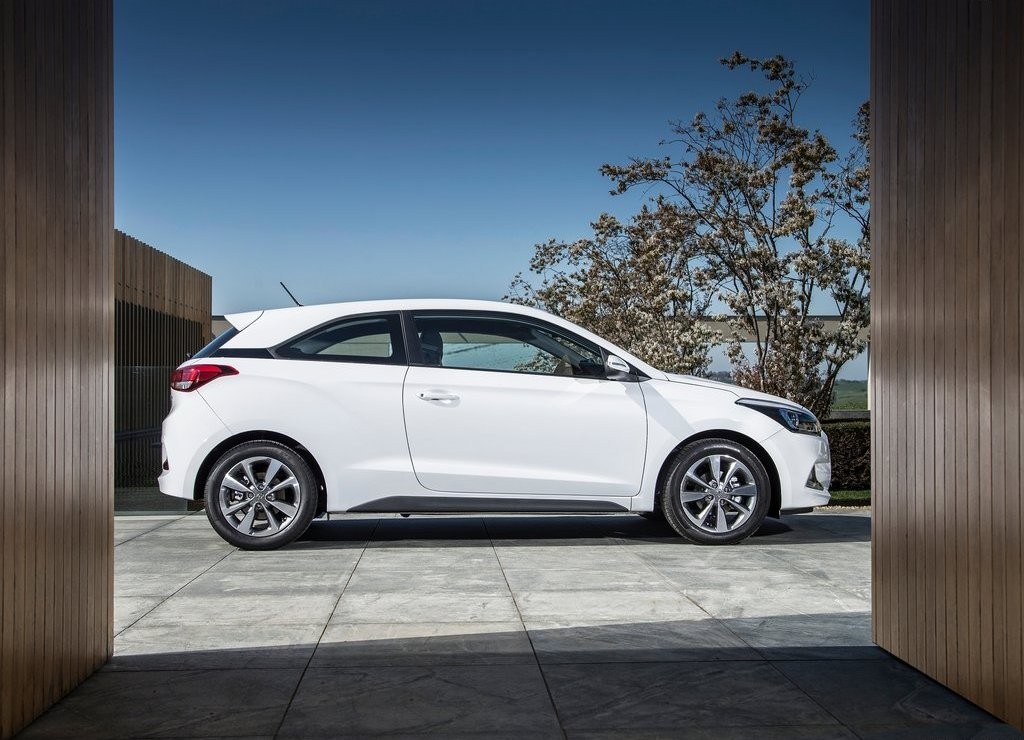 HYUNDAI i20 COUPE, foto 24