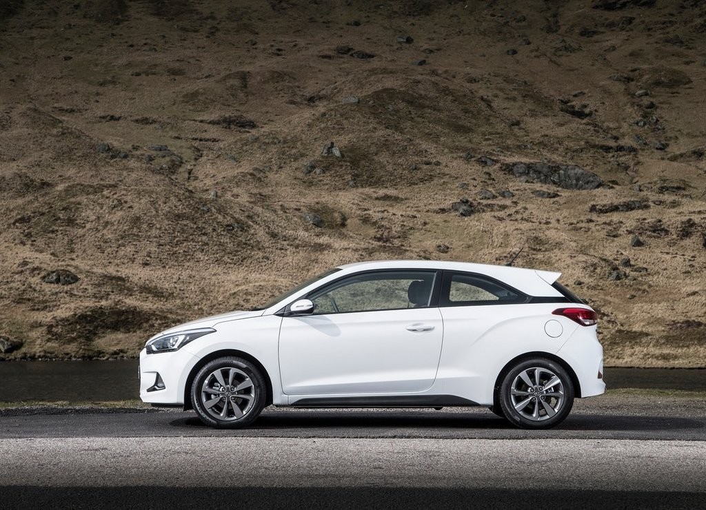HYUNDAI i20 COUPE, foto 25