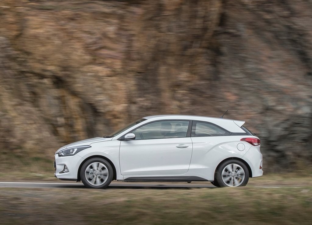 HYUNDAI i20 COUPE, foto 27