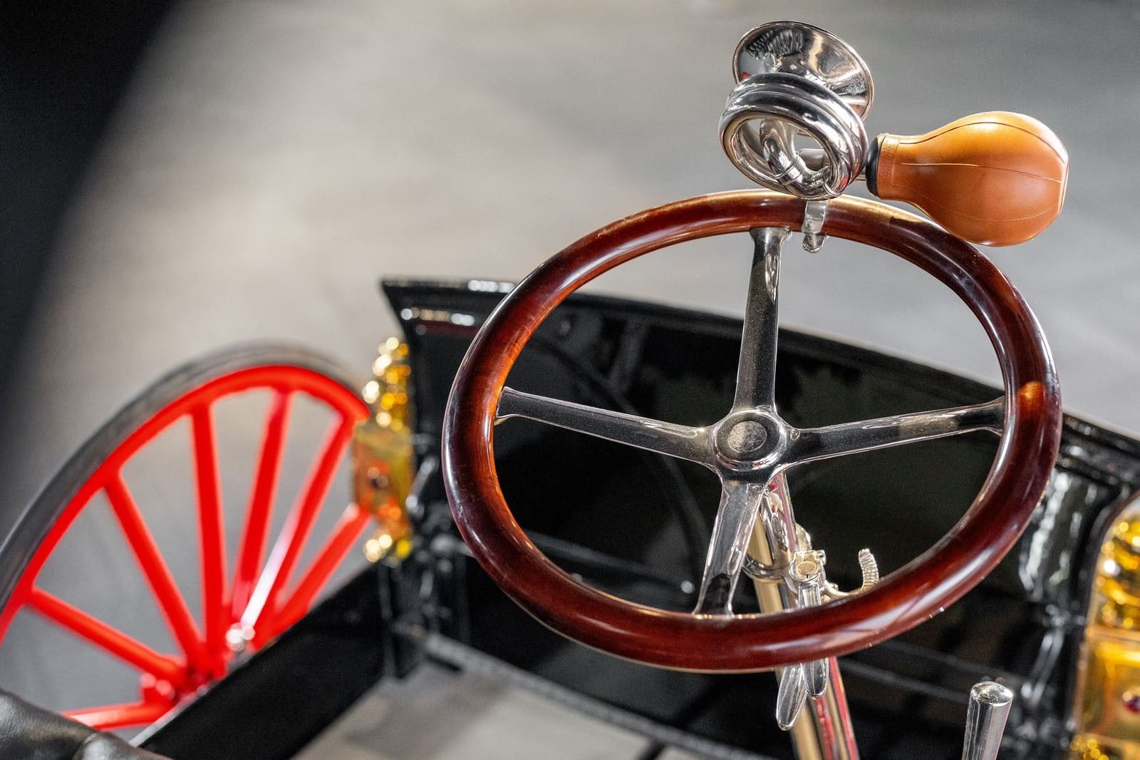 BLACK MODEL 112 MOTOR BUGGY, foto 2