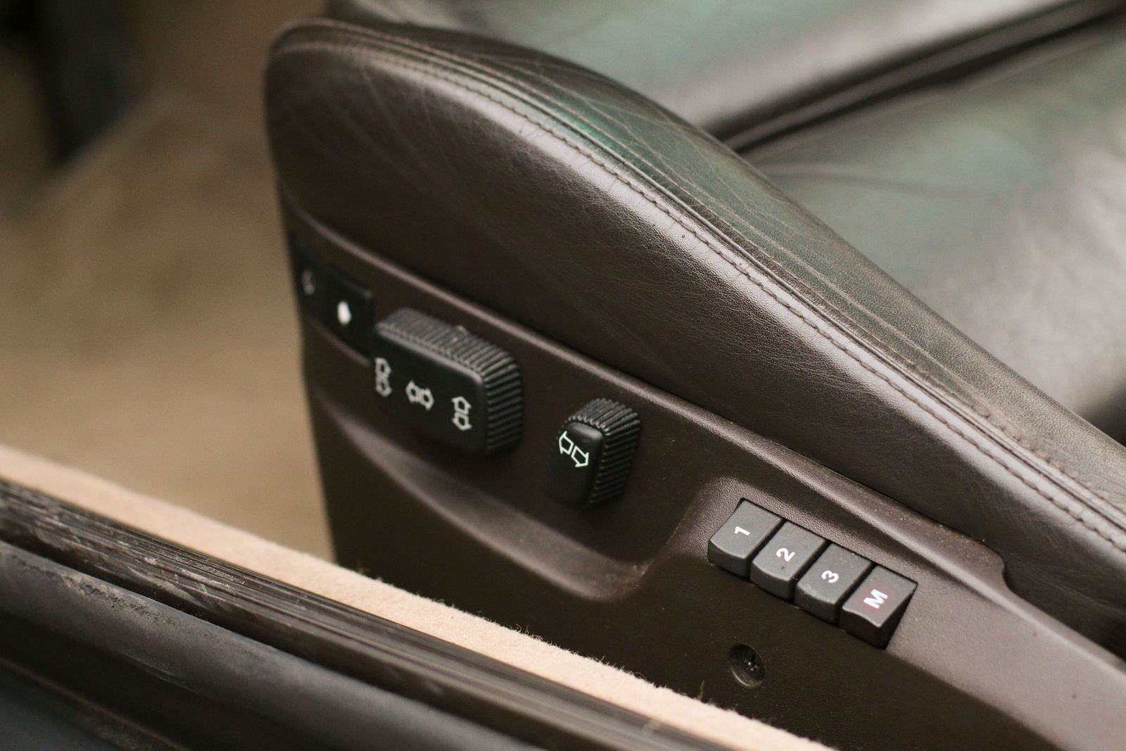 BMW 850i LAGUNA GREEN, foto 18