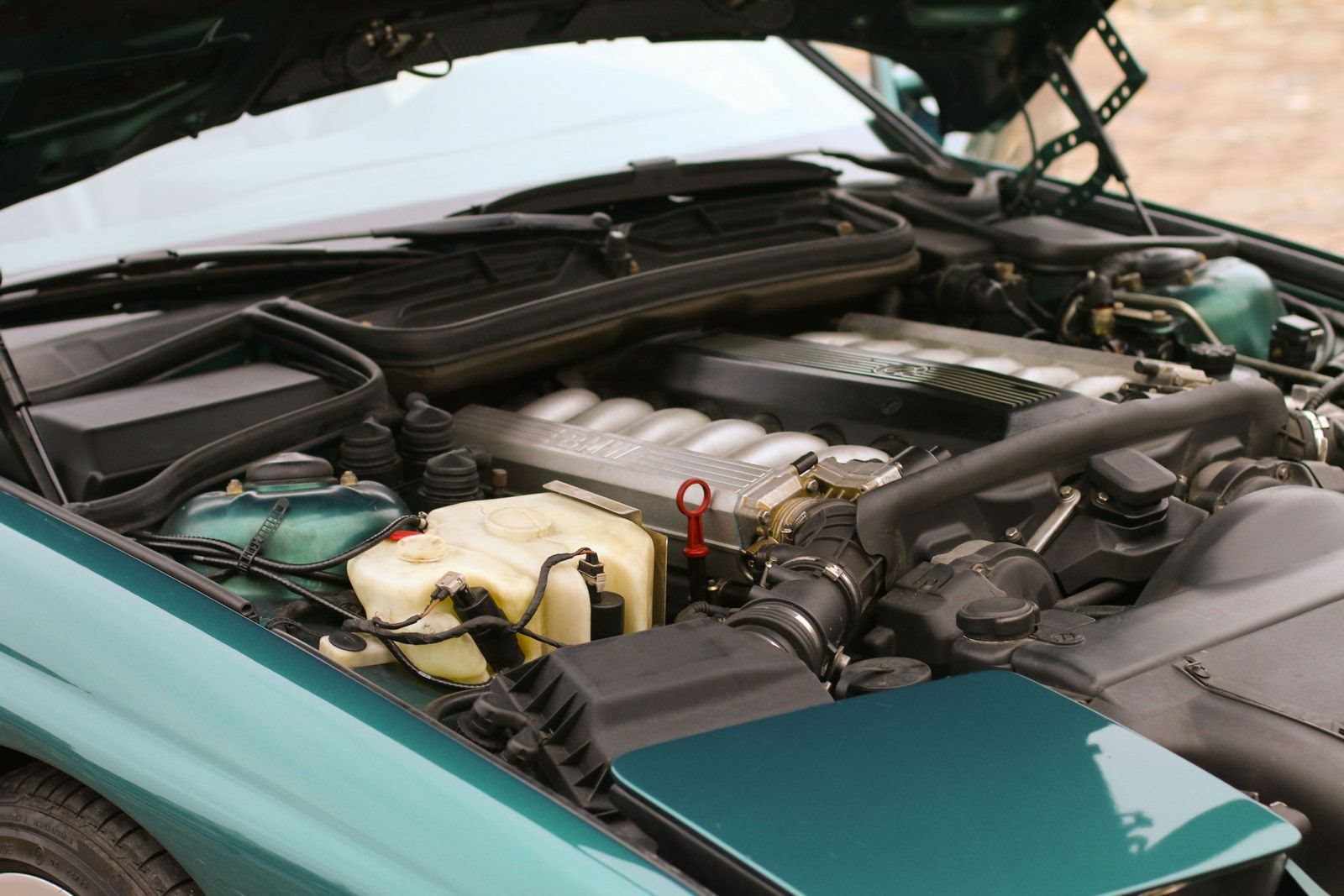 BMW 850i LAGUNA GREEN, foto 24