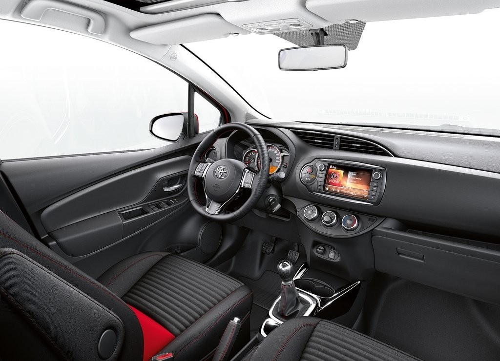 TOYOTA YARIS, foto 102