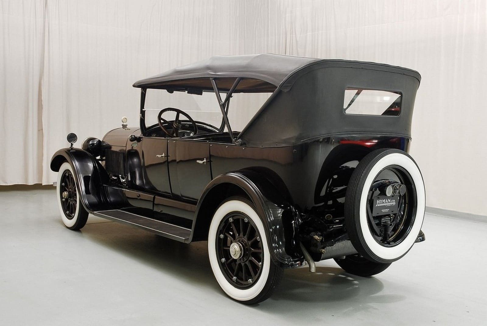 CADILLAC V-63 TOURING, foto 17