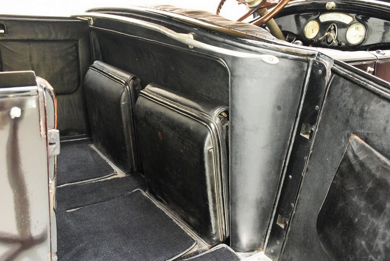 CADILLAC V-63 TOURING, foto 22