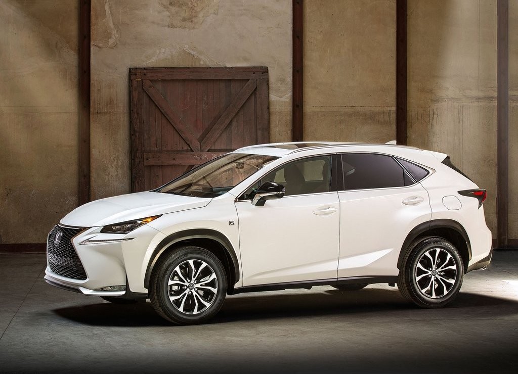 LEXUS NX, foto 22