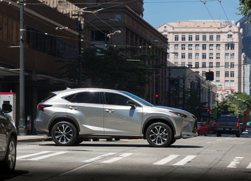 LEXUS NX, foto 72