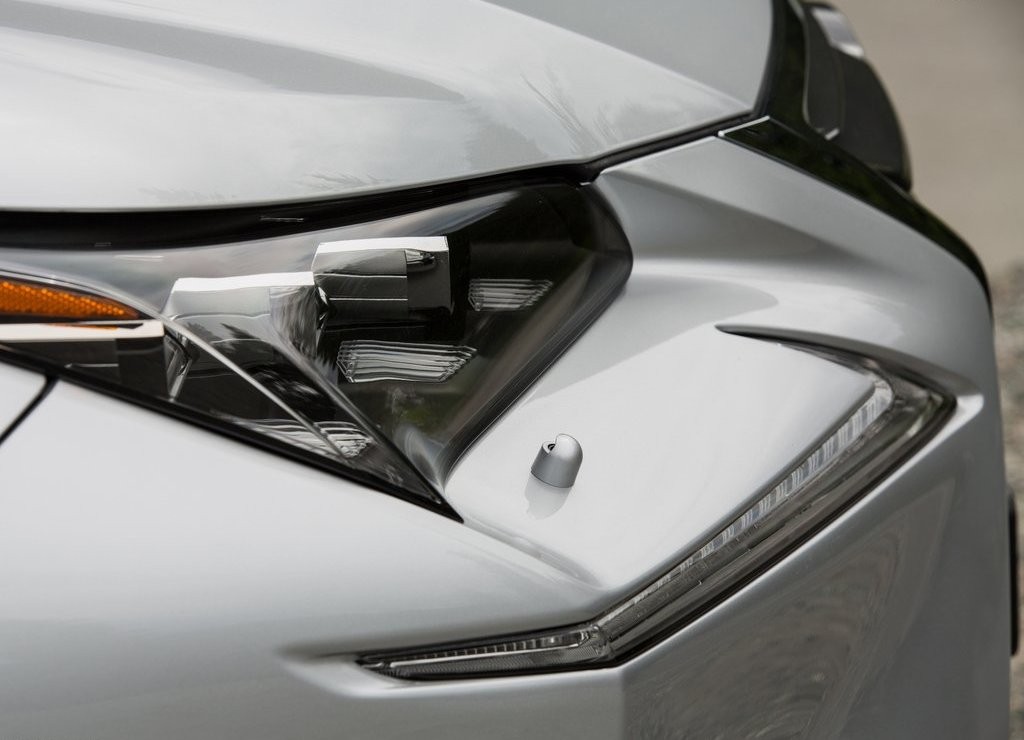 LEXUS NX, foto 180