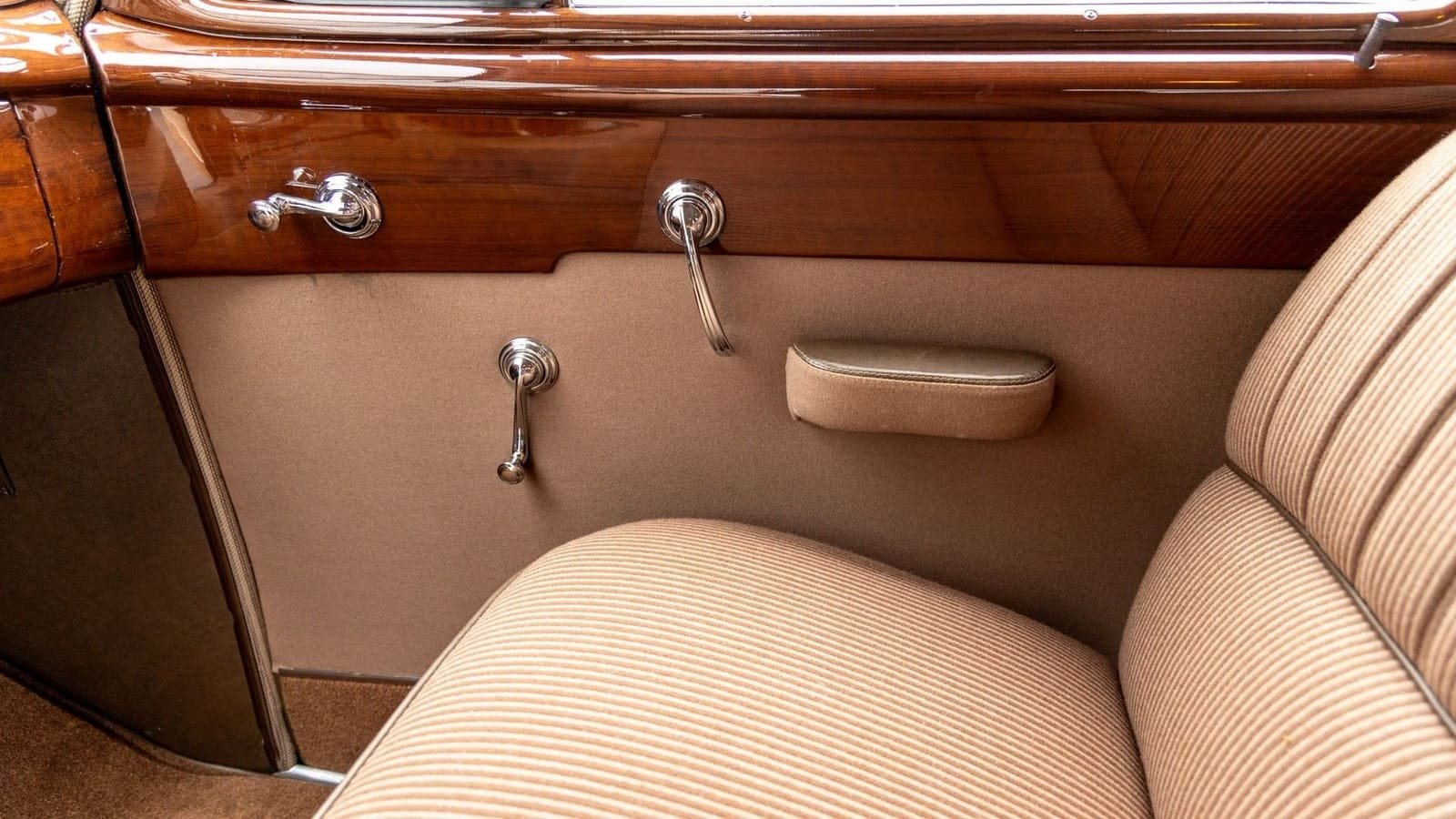 CADILLAC SERIES 62 TOURING SEDAN, foto 77