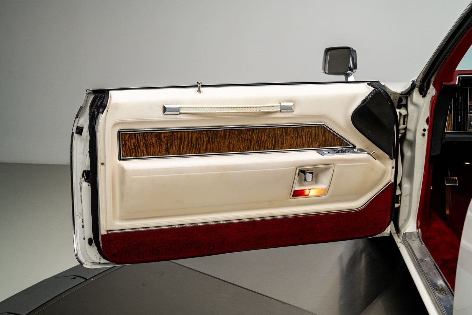 CADILLAC COUPE DEVILLE CONVERTIBLE, foto 38