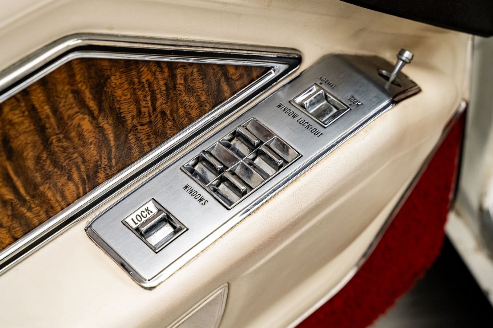 CADILLAC COUPE DEVILLE CONVERTIBLE, foto 49