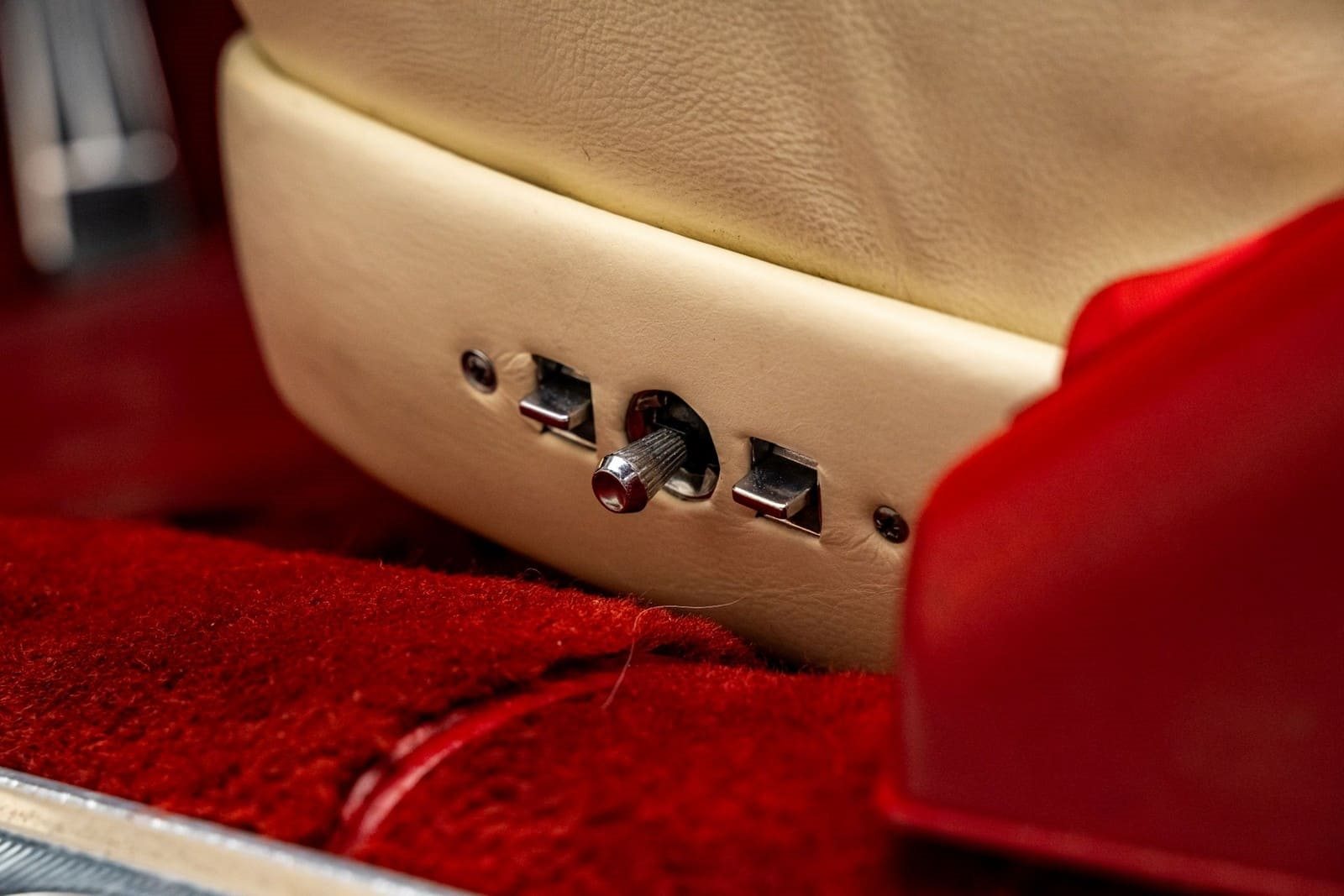 CADILLAC COUPE DEVILLE CONVERTIBLE, foto 51
