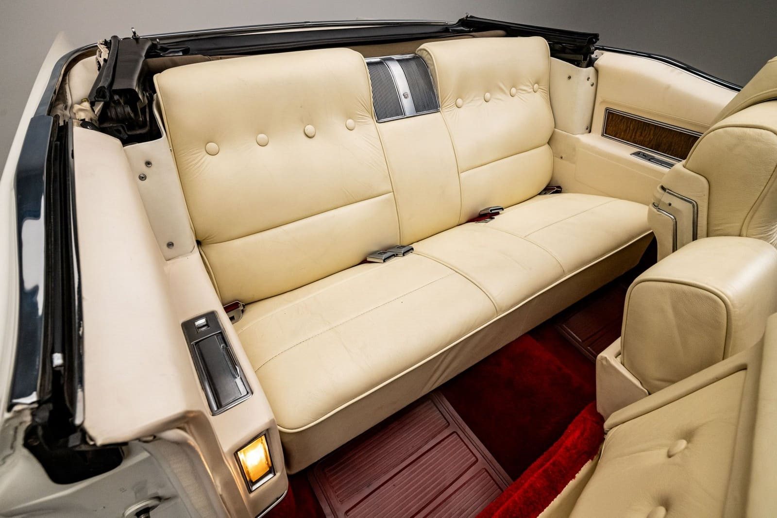 CADILLAC COUPE DEVILLE CONVERTIBLE, foto 52