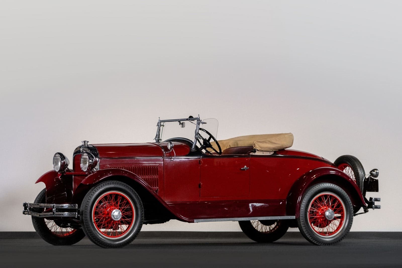 ESSEX SUPER SIX CHALLENGER BIDDLE & SMART SPEEDABOUT, foto 1