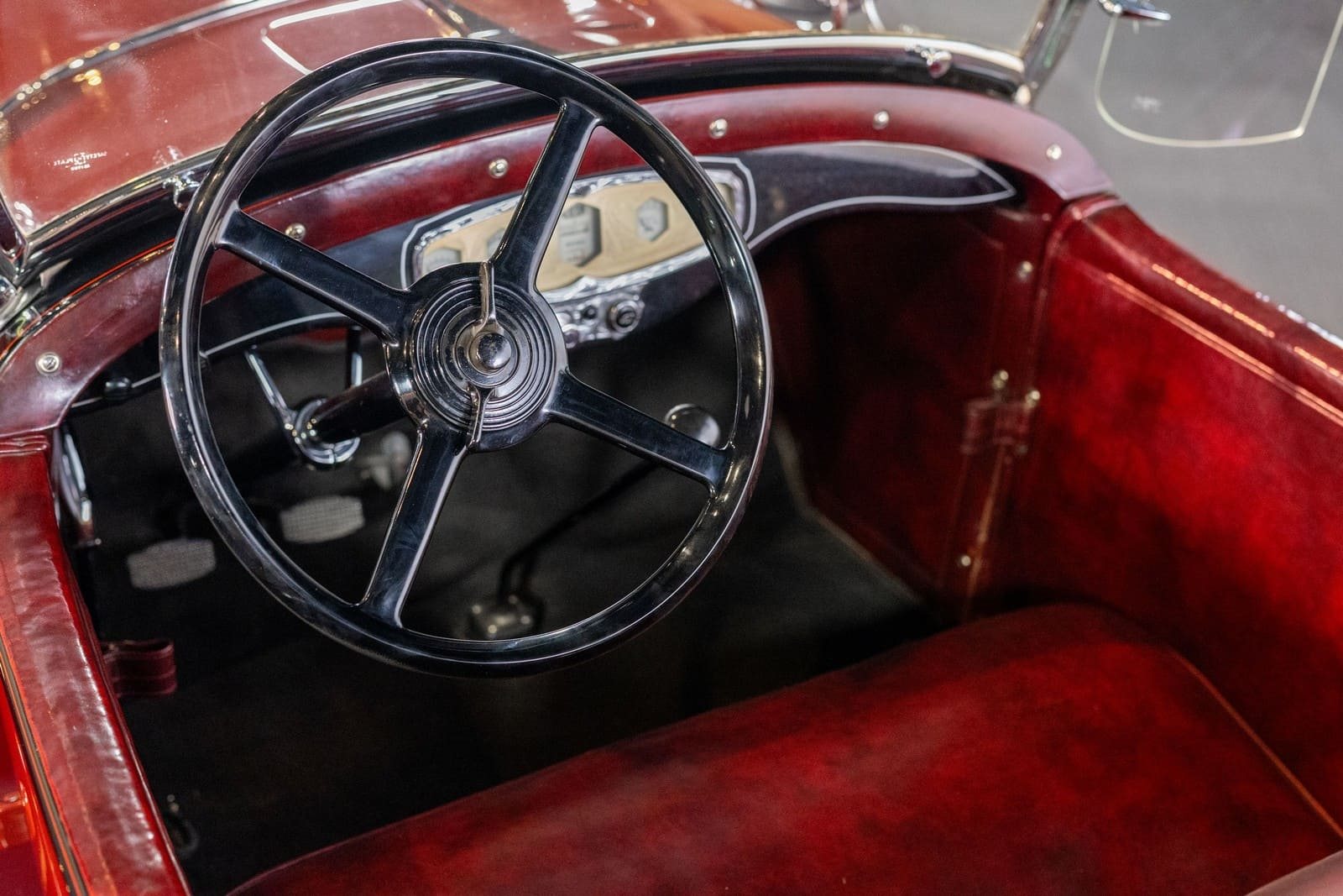 ESSEX SUPER SIX CHALLENGER BIDDLE & SMART SPEEDABOUT, foto 2