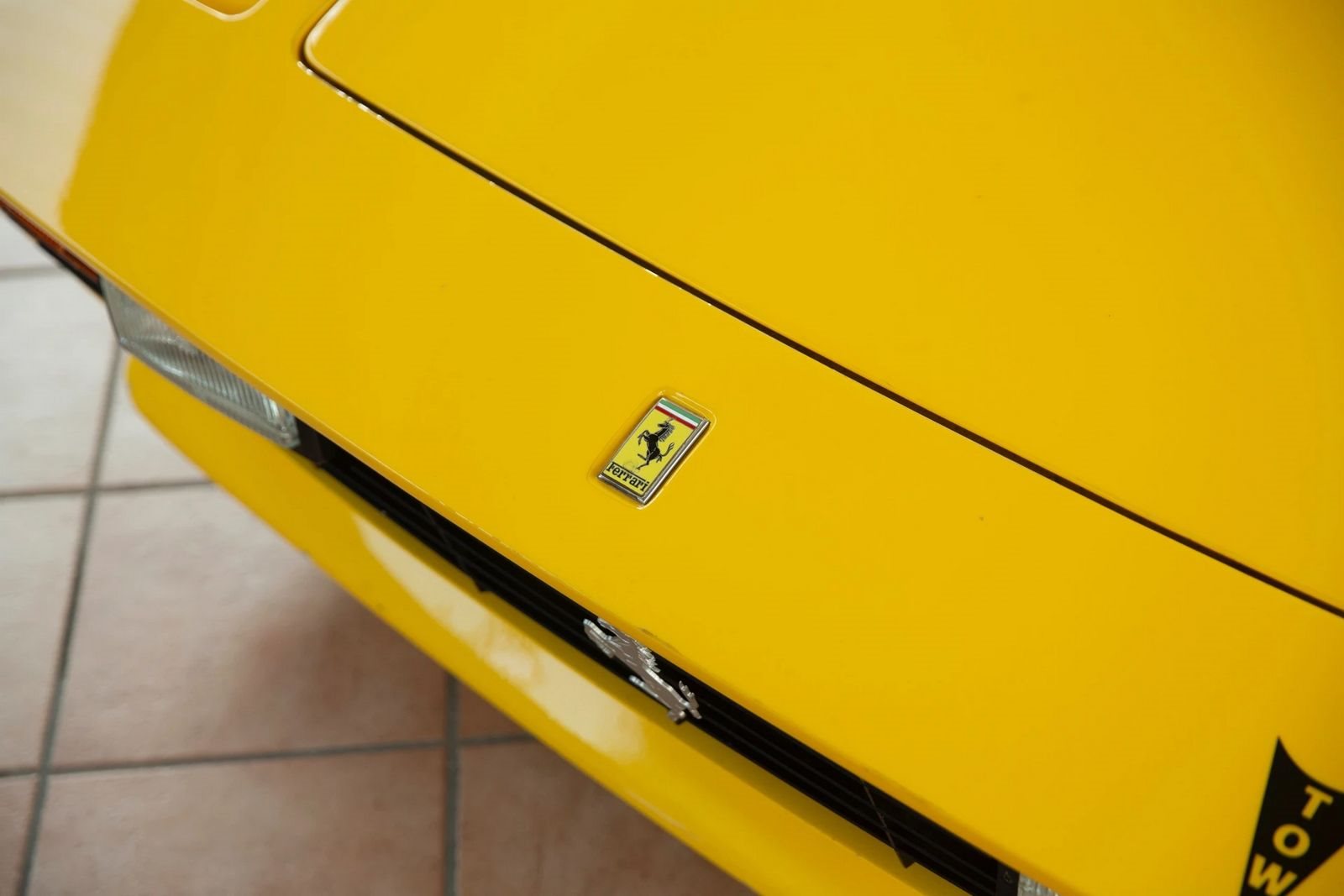 FERRARI F308 GTB VETRORESINA GIALLO MODENA, foto 15