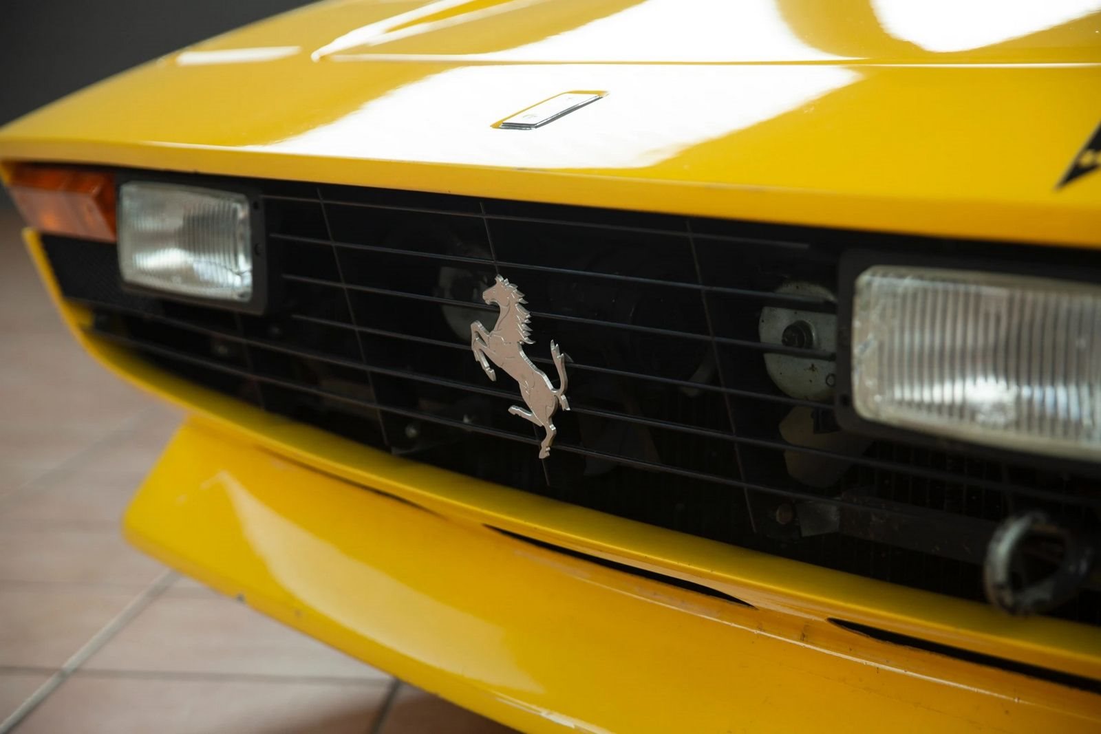 FERRARI F308 GTB VETRORESINA GIALLO MODENA, foto 16