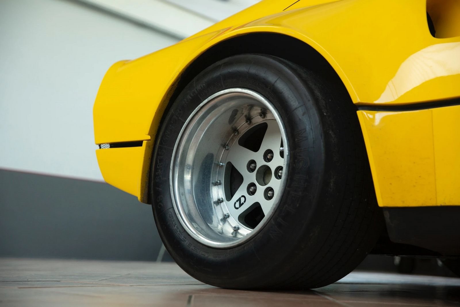 FERRARI F308 GTB VETRORESINA GIALLO MODENA, foto 18