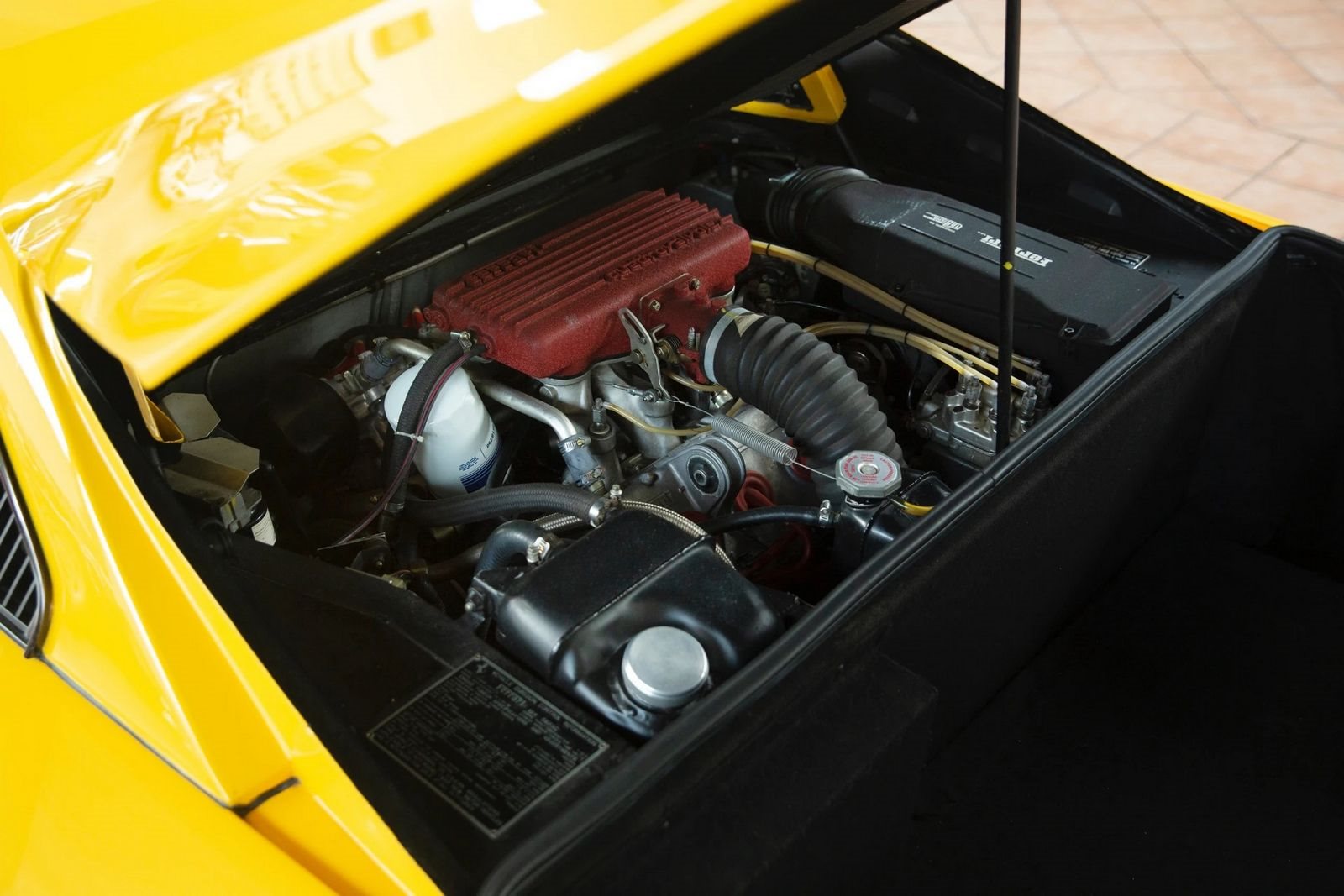 FERRARI F308 GTB VETRORESINA GIALLO MODENA, foto 22