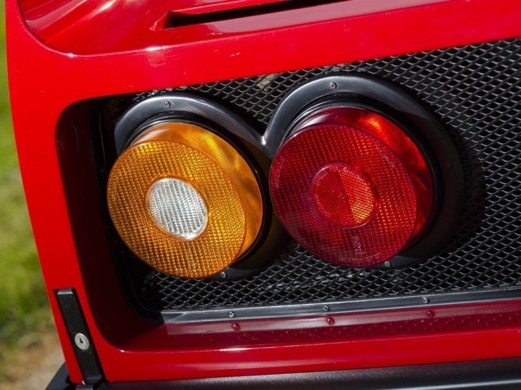 1991 - FERRARI F40, foto 31