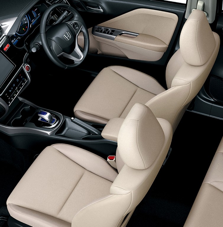 2015 - HONDA GRACE HYBRID, foto 18