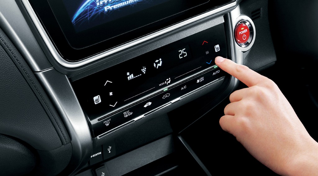 2015 - HONDA GRACE HYBRID, foto 25